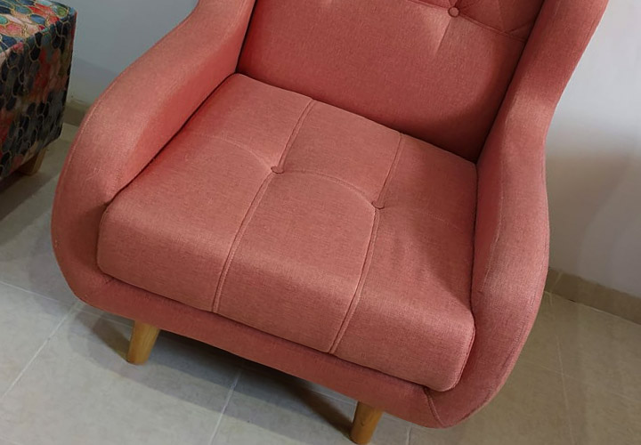 Silla Poltrona Guava, con telas antifluidos - 39